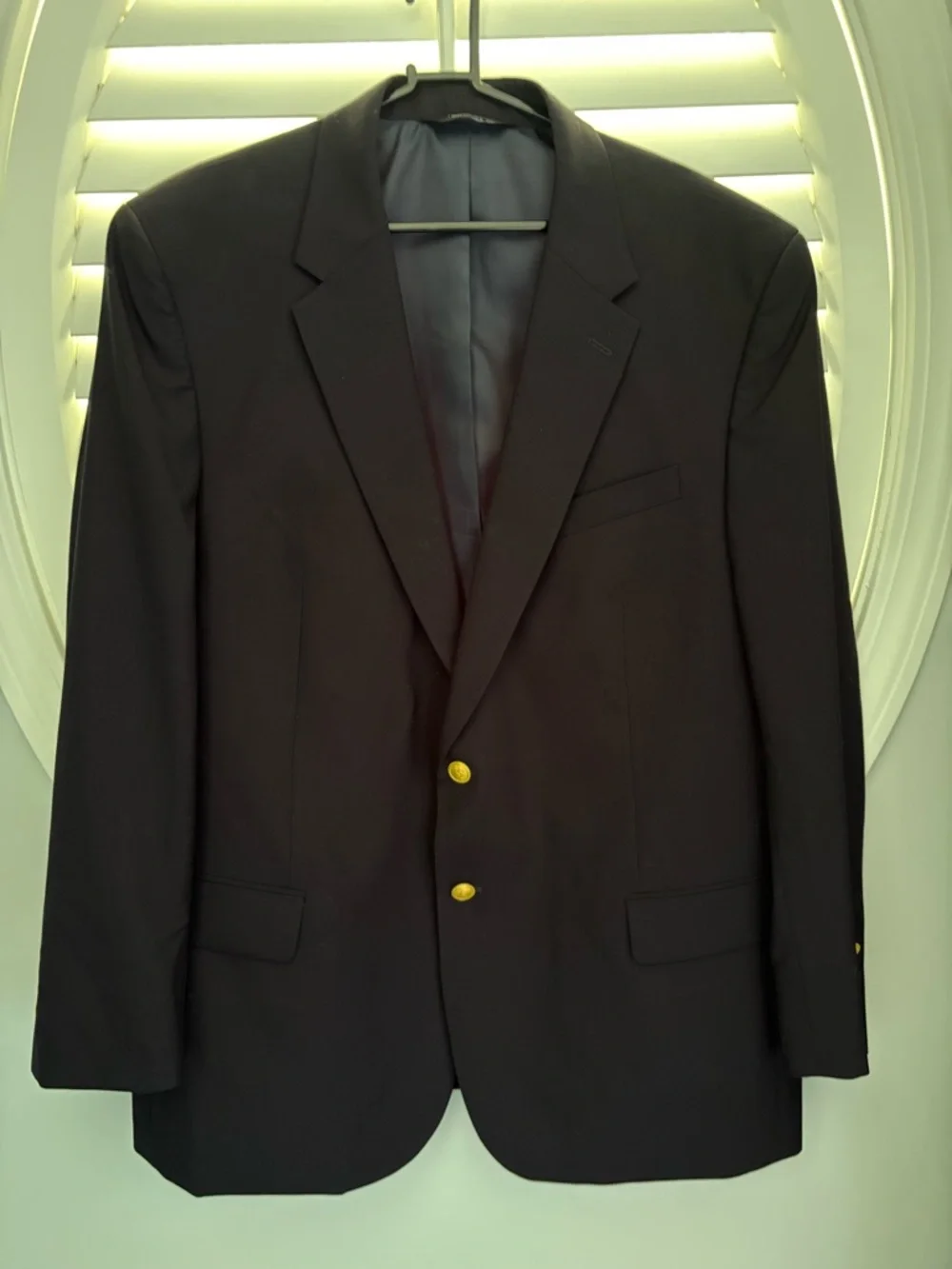 Jos A Bank Men Size 46R Navy Blue Classic Wool Blazer Regal Fit Gold Buttons